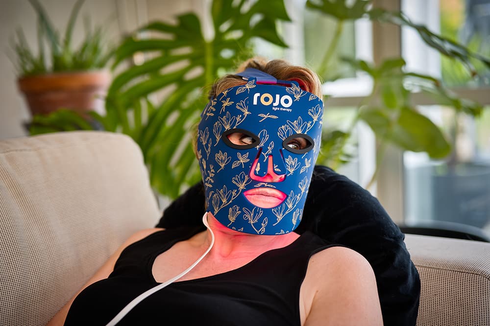 rojo led facial mask